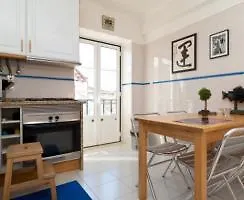 Beco Dos Beguinhos Hotel Lissabon